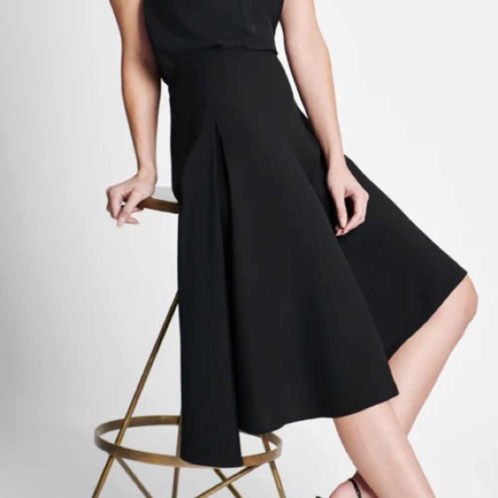 SPANX Classic Black Carefree Crepe Asymmetrical A-Line Skirt Large 12/14 NEW